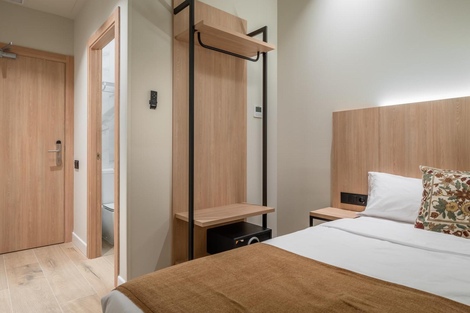 Aerohotel Barcelona Airport 24H Ελ Πρατ ντε Λομπρεγκάτ Εξωτερικό φωτογραφία