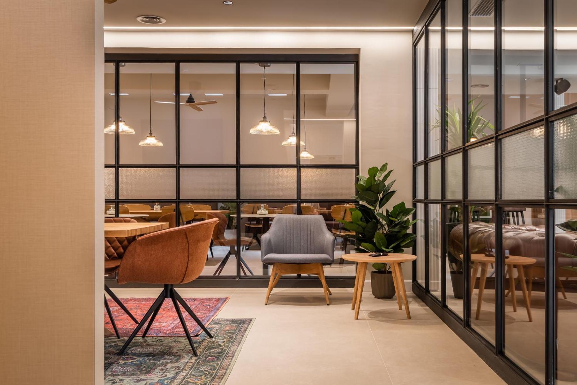 Aerohotel Barcelona Airport 24H Ελ Πρατ ντε Λομπρεγκάτ Εξωτερικό φωτογραφία