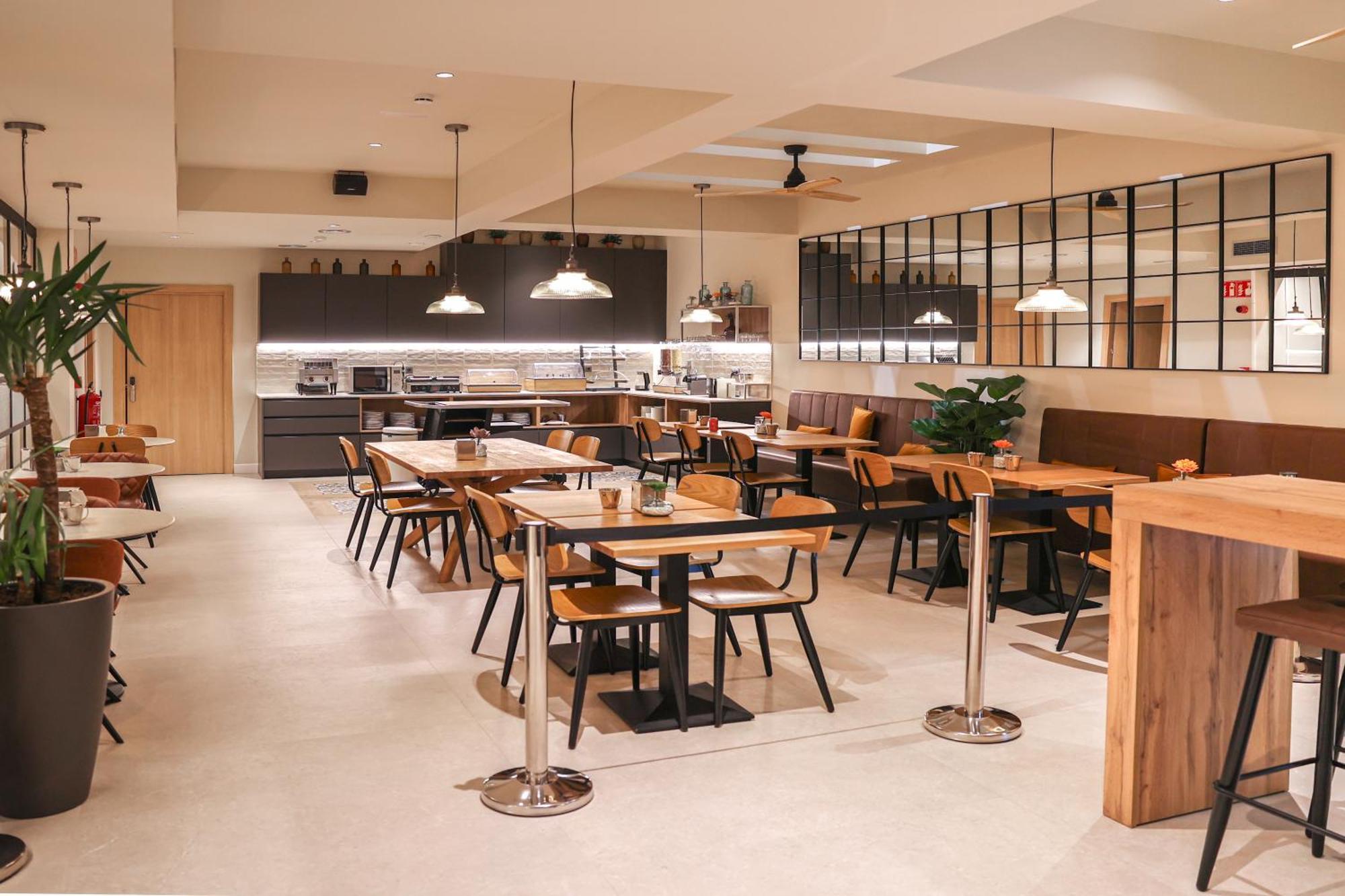 Aerohotel Barcelona Airport 24H Ελ Πρατ ντε Λομπρεγκάτ Εξωτερικό φωτογραφία