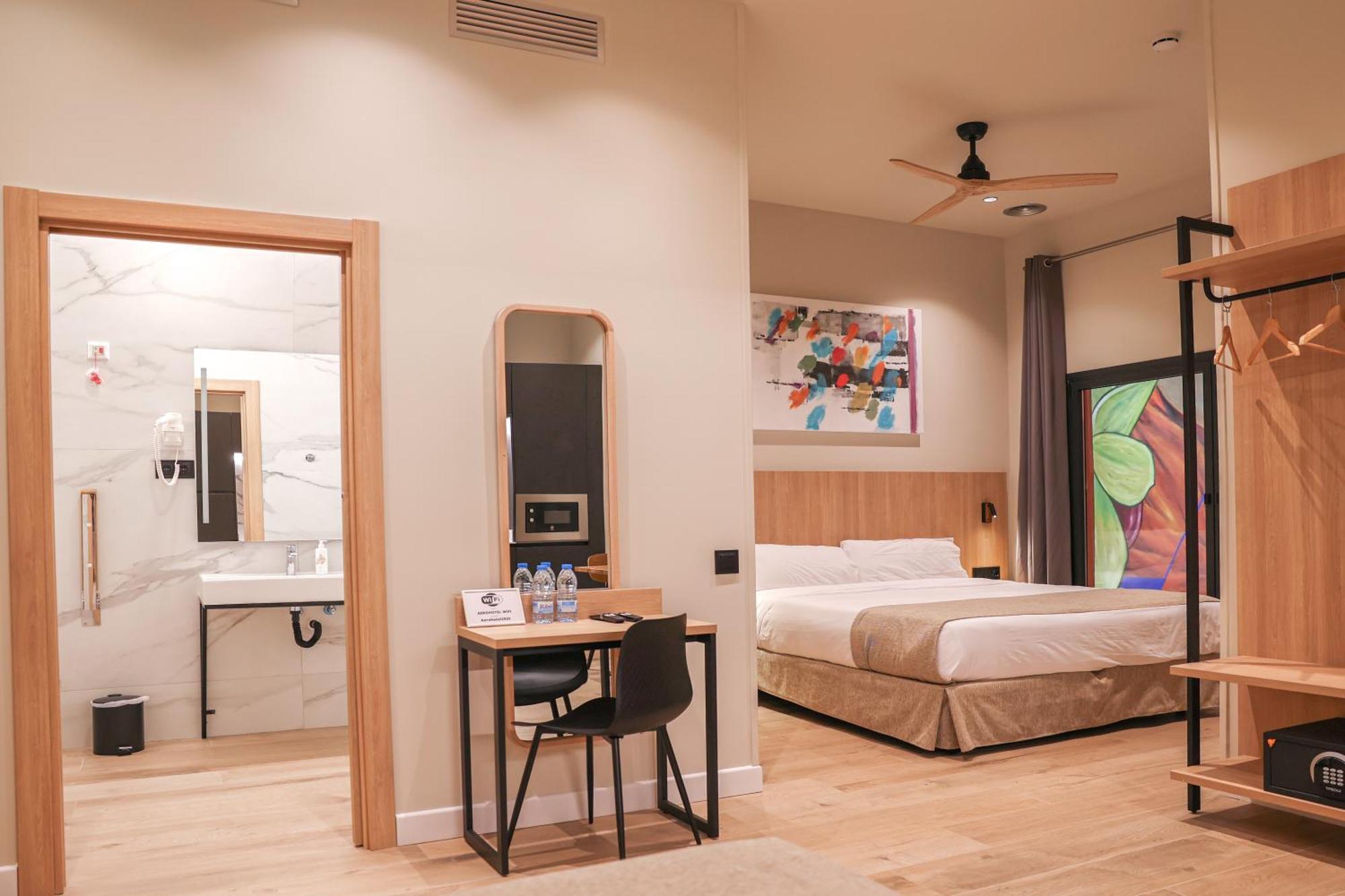 Aerohotel Barcelona Airport 24H Ελ Πρατ ντε Λομπρεγκάτ Εξωτερικό φωτογραφία